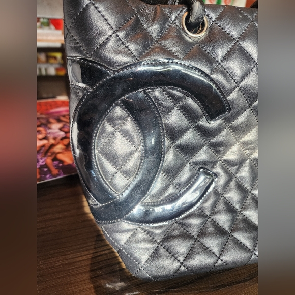 Chanel leather handbag - Picture 3 of 14